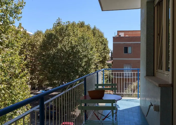 Ostia Holiday Tartane